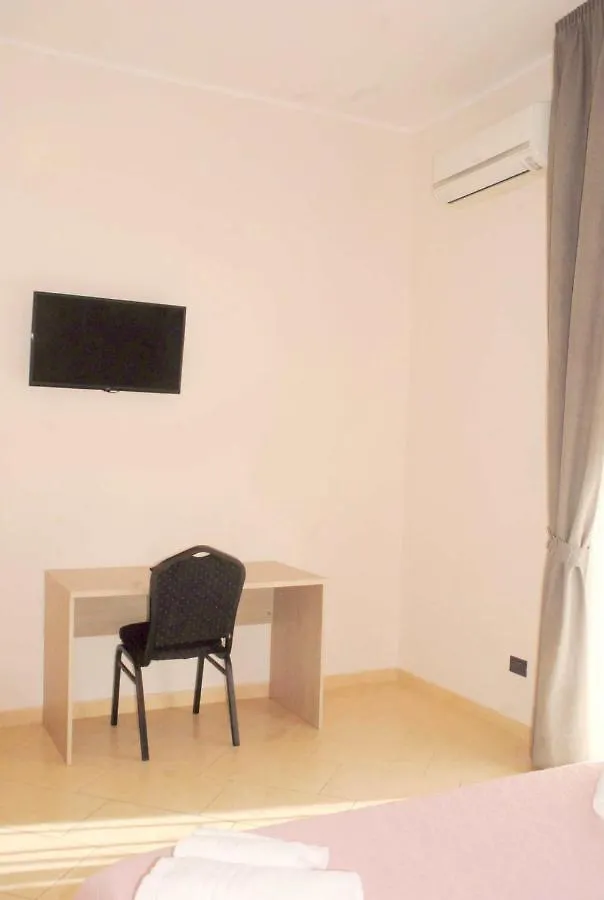 Appartamen Elisabeth 0*, Naples Italy